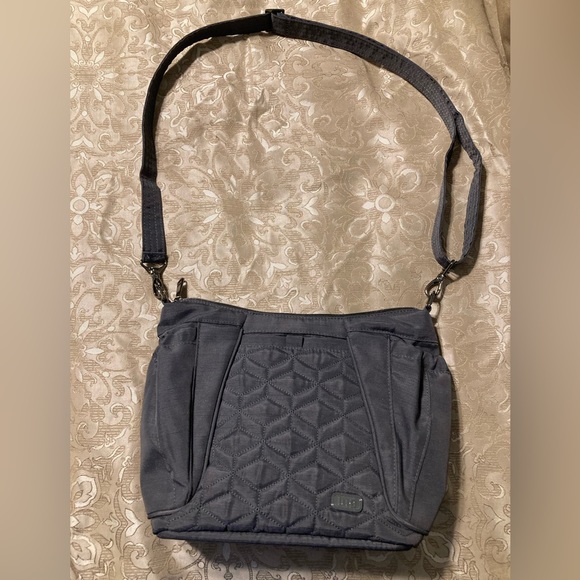 lug Bags Euc Lug Mini Shuffle In Gray Poshmark